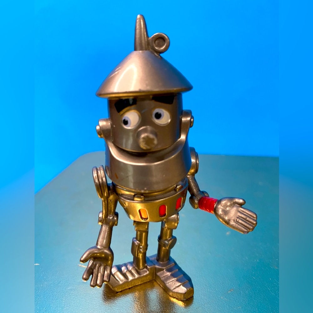WIZARD OF OZ VTG 2013 LEGENDS OF OZ DOROTHY AND FRIENDS TIN MAN FIGURE